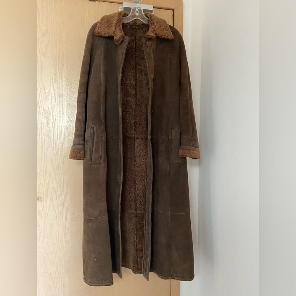 VERY GOOD DEAL!!!🔥 Beautiful AUTHENTIC Dominic Bellissimo Shearling Long Coat - Picture 4 of 13